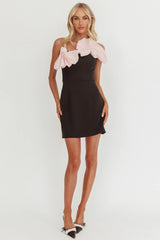 Viktoria Strapless Concertina Decoration Mini Dress Black